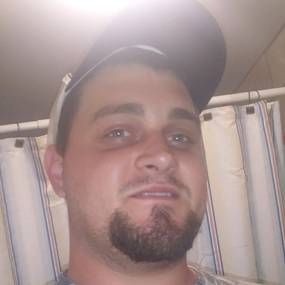 Meet your Posher, Josh - Picture 1 of 1